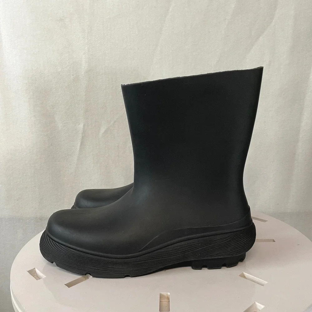 ZARA Black Platform Rain Boots  Women Sz 37 Chunky Lug Sole Waterproof‎ Pull On